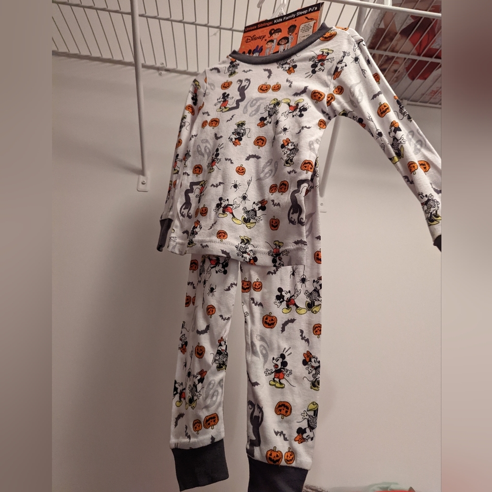 3T Halloween pajama set Disney Mickey Minnie